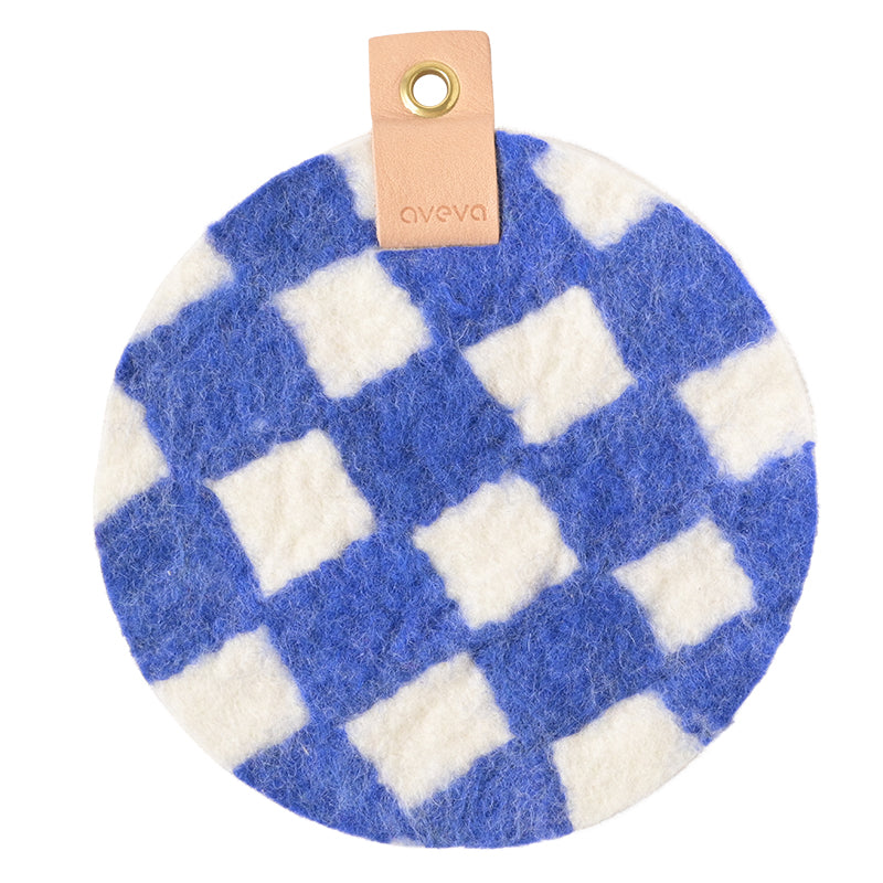 Aveva Design - Trivet Checked bordskÃ¥ner, Electric Blue - 21,5 cm.