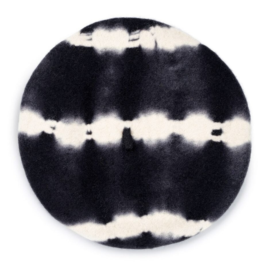 Sui Ava - Flora Tie Dye baret - Jet Black